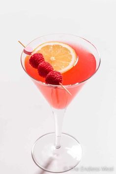 This vibrant red raspberry martini is sweet, tart, and bursting with berry flavor. It's vodka and fresh lemon juice shaken over ice with our easy homemade raspberry simple syrup. It's perfect for special occasions, and takes just 15 minutes to make! #theendlessmeal #raspberrymartini #martini #raspberry #raspberries #cocktail #drink #martinirecipe #valentinesday #pink #pinkdrink Raspberry Martini Recipe, Raspberry Martini, Easy Halloween Party Food, Raspberry Cocktail, Raspberry Vodka, Simple Syrup Recipes