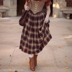 This luxurious soft 100% cotton flannel skirt is perfect for Outlander, Light and Dark Academia, or Irish themed looks. An elastic waistband gives the skirt a comfortable fit around your natural waist, and hidden pockets are perfect for storing away your treasures. Victorian Plaid Skirt, Brown Fantasy Outfit, Light And Dark Academia, Dark Academia Wardrobe, Academia Wardrobe, Rachel Maksy, Yellow Corset, Flannel Skirt, Wedding Corset