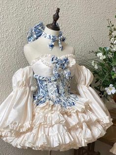 Blue Lolíta Dress, Blue Rococo Dress, Victorian Short Dress, Modern Rococo Fashion, Short Victorian Dress, Angel Inspired Outfits, Cute Blue Outfits, Rococo Outfit, Teacup Dress