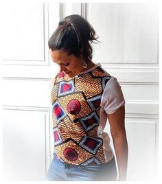 Prints Fashion, African Tops, Ethnic Chic, Chic Look, African Prints, Top For Women, Follow You, Laura Lee, Urban Wear