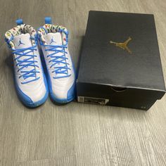 Air Jordan 12 Retro Emoji Gs Unisex Shoe Size 6.5y Blue White Nwt Air Jordan 12 Retro Blue, Jordan Bred, Jordan Retro 12, Air Jordan 12, Best Rapper Alive, Air Jordan 12 Retro, Jordan 12 Retro, Jordan 12, Shoes Air