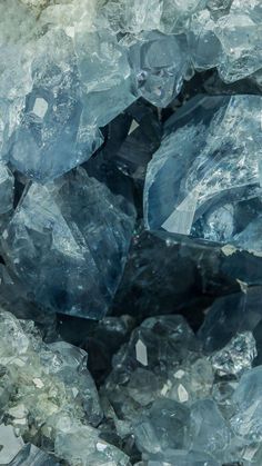 Gems Wallpaper Gemstones, Stone Blue Aesthetic, Crystal Close Up, Crystal Background Wallpapers, Celestite Aesthetic, Crystal Wallpaper Aesthetic, Gemstones Wallpaper, Gem Texture, Crystals Background