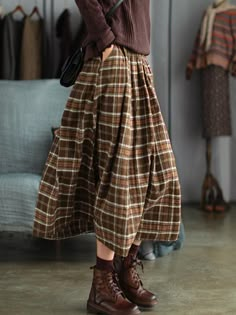 Artistic Retro Plaid A-Line Skirt COFFEE-FREE SIZE Coffee Outfit, Mode Hippie, Mode Inspo, Plaid Skirt, 가을 패션, Mode Vintage, Plaid Skirts, Mode Inspiration, Looks Vintage