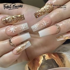 Click here to view more Fofosbeauty Press On Nails at lower price! Limited Edition Christmas Design Nails Decoration are here, with glossy extra-long stiletto shaped nails! Spare yourself a schlep to the salon with DIY false nails that also save you time and money. Wickedly chic one-of-a-kind manicures will make you look spellbindingly beautiful in a snap. Created exclusively for Fofosbeauty by top professional nail artists and social influencers, you wont find these styles anywhere else. Fofosb Fake Nails White, Coffin Press On Nails, Christmas Nail Art Designs, Snowflake Nails, Acrylic Nails Coffin, Christmas Nail Designs, Christmas Nail Art