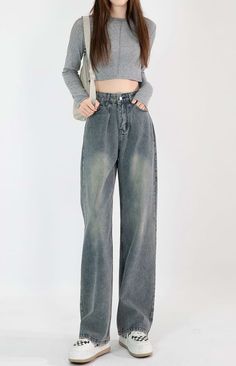 Show off your killer style with this Wide Leg Faded High Waist Jeans from nightcity clothing. Offering a perfect balance of comfort and modern fashion, these jeans are sure to become your favorite piece for weekend errands or night on the town. With their classic high-waisted fit and a unique faded wash, you'll love how these jeans look paired with any of your favorite tops. Get ready to make a statement with this Wide Leg Faded High Waist Jeans.
Gender: WomenMaterial: Denim, PolyesterClothing L Trendy Wide Leg Jeans For Winter, Trendy Wide-leg Winter Jeans, Trendy Wide-leg Jeans, Relaxed Fit High Waist Jeans For Winter, High Rise Relaxed Fit Winter Jeans, Casual Winter Flare Jeans, Urban Baggy Jeans For Fall, Non-stretch Flare Jeans For Fall Streetwear, Y2k Wide Leg Jeans For Fall