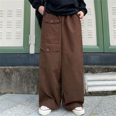 Wiaofellas Y2K Pants Men Hip Hop Cargo Y2k Overalls New Harajuku Fashion Rock Wide Leg Loose Baggy Trousers Streetwear valorant Womens Black Cargo Pants, Suit Fashion Men's, Casual Cotton Top, Y2k Pants, Army Shirts, Baggy Trousers, Men Trousers, Black Cargo Pants, Business Casual Dresses