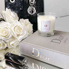 Dior Wallpaper, Dior Aesthetic, Dior Girl, Boujee Aesthetic, Rich Girl Aesthetic, Cream Aesthetic, Luxury Aesthetic, Classy Aesthetic, 背景 シンプル