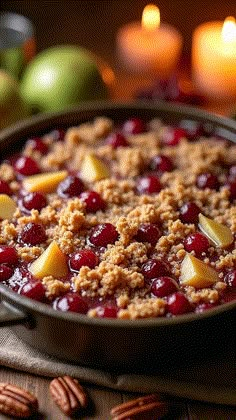 Spiced Cranberry Apple Crumble with Pecan Topping Apple Cranberry Cobbler Recipes, Apple Pecan Crumble, Apple Cranberry Dessert Recipes, Cranberry Apple Dessert Recipes, Apple Cranberry Compote, Cranberry Apple Cobbler, Apple Cranberry Dessert, Christmas Crumble