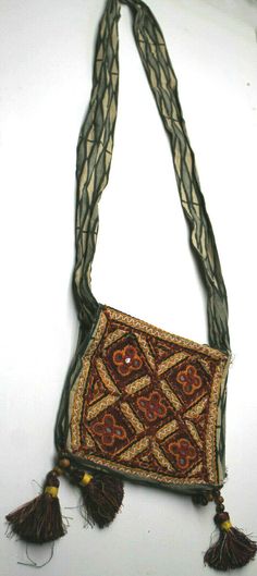 Vintage 1970's 8" Embroidered Beaded Tassel Hippy Hippie Purse Bag Original Dsgn | eBay Hippie Purse, Boho Clothes, Purse Bag, Boho Outfits, Hippie Boho, Tassels, 1970s, Purse, The Originals