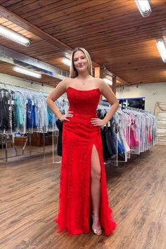 Red Lace Prom Dress, Prom Dress Pictures, Strapless Prom Dress, Wedding Dresses With Flowers, Lace Beach Wedding Dress, Custom Dress, Wedding Flower Girl Dresses, Lace Prom Dress, Evening Dresses Short