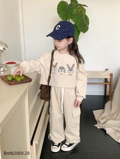 Korean Kids Fashion, Style Your Clothes, Preppy Kids Outfits, Mom Daughter Outfits, 30 Outfits, Kids Ootd, Kids Fashion Dress