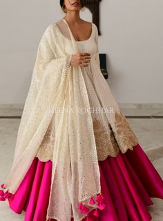 Desi Cocktail Dress, Cream Indian Outfit, Anarkali With Lehenga, Mukaish Embroidery, Heena Kochhar, Resham Embroidery, Pink Kurta