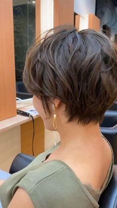 Κούρεμα Bob, Messy Short Hair, Choppy Hair, Edgy Short Hair, Penteado Cabelo Curto, Haircut For Thick Hair