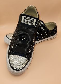 Brand New Women's Low Top Black Bling Classic Converse Sneakers. Each pair are custom made per order. You can choose the color rhinestones and satin shoe laces that you want. Bedazzled Converse, Rhinestone Converse, Bling Sneakers, Classic Converse, Tie Sneakers, Satin Shoes, Sneaker Games, Converse Sneakers, Womens Tie