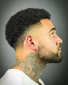 Round Cut Hair, Short Afro Hairstyles Men, Black Hair Undercut, African Hair Styles, Afro Hairstyles For Men, Temple Fade, Temp Fade Haircut, Taper Fade Curly Hair, Afro Hairstyles Men