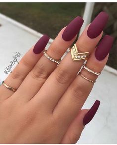 10 Inspirations for Fall Nails Quinceanera Nails, Maroon Nails, Prom Nails