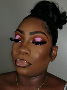 Makeup Birthday Looks, Pink Birthday Makeup, Pink And Silver Makeup, Birthday Looks, Client Makeup, Makeup Birthday, Silver Makeup