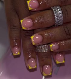 French Press On Nails, Nails Yellow