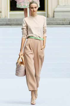 Marina Hoermanseder, Winter Office, Office Workwear, Style Casual Chic, Beige Outfit, Dress Winter, Formal Style, Classic Outfits