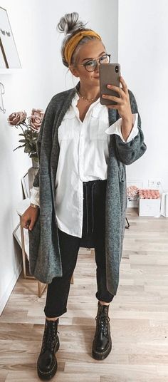 Outfit With Long Cardigan, Outfits With Grey Cardigan, Mode Tips, Hipster Mens Fashion, Mode Boho, Gray Cardigan, Mode Inspiration, Fall Winter Outfits, Fashion Advice