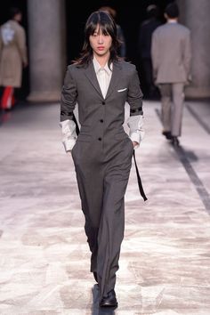 Sora Choi, Woman In Suit, Fashion Archive, Neil Barrett, Tomboy Style Outfits, Creation Couture, Prom Outfits, Tomboy Fashion