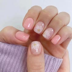 PRICES MAY VARY. 【Friendly Press On Nails】：WLGDLH All fake nails, press on nails, Nail Kits are made of environ-mentally friendly acrylic resin material, which is non-toxic, tasteless and environmentally friendly, won’t hurt your hands.Get salon-like nails in 5 mins! 【What You Will Get】:A box contains 24 fake nails, a nail file and 24 jelly glues,an wood stick, a set of cleaning cotton,the fake nails are divided into 12 different sizes.The soft elastic and seamless cuticle line conforms perfectl Short Press On Nails, Acrylic Nail Set, Nagel Tips, Colorful Nails, Manicure Tips, Flower Nail Designs, Nail Forms, Fake Nail, Stick On Nails