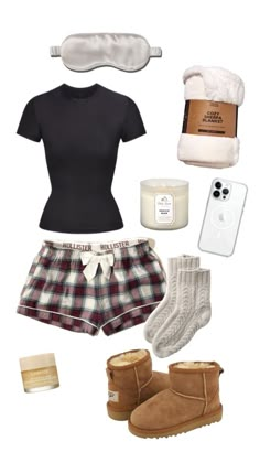 Autumn Pyjamas Aesthetic, Aesthetic Pjs Outfits, Winter Pyjamas Nightwear, Christmas School Outfit Ideas, Christmas Pj Outfit Ideas, Cute School Fits Winter, Christmas Outfit Pjs, Pj Ideas For School, Cute Fall Pjs