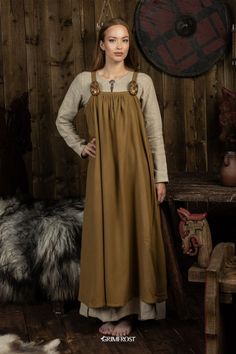 Vikings Costume Diy, Norse Clothing, Medieval Outfit, Viking Garb, Viking Dress, Viking Costume, Viking Clothing, Viking Age, Fantasy Fashion