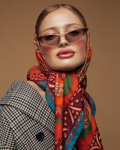 Sunglass Photoshoot, Scarf Photography, High Class Fashion, Modern Hijab Fashion, 5 Year Anniversary, How To Wear A Scarf, Foto Art, Original Fashion, Face Photo