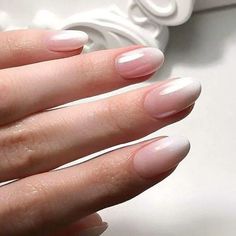 20 Trending Round Nail Designs To Try in 2021 - The Trend Spotter Round Nail Designs, Ombre French Nails, Rounded Acrylic Nails, Ombre Acrylic Nails, French Acrylic Nails, Round Nails, Bride Nails, Oval Nails, Dipped Nails