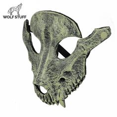 Skeleton Wolf Mask This animal skeleton mask is inspired by a wolf's head. A detailed and realistic reproduction made of resin. The padding inside ensures a comfortable fit. The cranial mask adapts perfectly to your face to stay in place throughout your fancy dress party. Party mask: Ideal for Carnival, Christmas, Easter, New Year's Eve party, Halloween, discos, clubs. Comfortable to wear: Smooth curves to perfectly fit your face. Features: Straps Meticulous details: Precise finishes for realistic rendering One size fits all Materials: PVC, resin Size: 20 x 22 cm FREE worldwide shipping