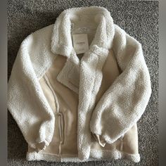 Fluffy Outerwear Teddy Jacket Never Worn Tag On Amazon Purchase Size Medium To Large Trendy Spring Fleece Jacket For Cold Weather, Winter White Outerwear For Loungewear, Casual Winter White Fleece Jacket For Fall, Cream Fleece Jacket For Fall, Cozy Winter White Outerwear For Spring, Beige Outerwear For Spring Loungewear, White Fall Loungewear Outerwear, Cozy White Fleece Jacket For Spring, Casual Fleece Jacket For Spring Cold Weather