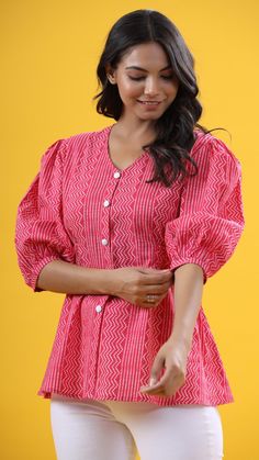 Short Top Designs, Short Kurti Designs, Cotton Tops Designs, Stylish Kurtis Design, New Kurti Designs, Simple Kurta Designs, Simple Kurti Designs, Tunic Designs, Stylish Short Dresses