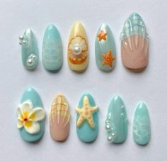 Designed to capture the essence of summer, these nails bring together the beauty of the ocean and vibrant tropical blooms. They're easy to apply, long-lasting, and fully customizable to fit your style. Whether you're celebrating a beach getaway or simply want to bring the beach to your everyday look, these nails are the perfect match for anyone seeking a unique, tropical touch Nails Design Trending, Beachy Nail Designs Summer, Ocean Summer Nails, Beach Ocean Nails, Cute Ocean Nails, 2024 Nails Summer, Beach Gel Nails Ideas, Coral Reef Nails, Summer Nails Ocean