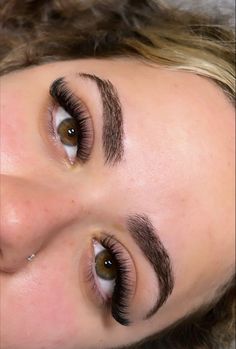 Individual Lashes Hybrid, Hybrid Eyelashes Extensions, Volume Lash Extensions 14mm, Short And Full Lash Extensions, Lash Extensions Inspo Cat Eye, Short Full Hybrid Lash Extensions, Eyelashes Extensions Hybrid