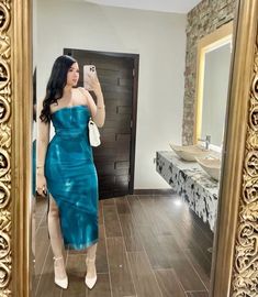 Tight Dress Outfit, Perfect Selfie, Western Outfits Women, Classy Dress Outfits, Embellished Denim, Modest Fashion Outfits, Dressy Outfits, Cute Simple Outfits