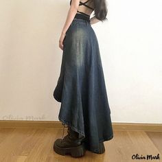 Olivia Mark - Elegant Retro-Style Maxi Dress with High Waist Denim Skirt Outfits, Denim Midi Dress, Distressed Denim Skirt, Denim Chic, Denim Skirt Women, Long Skirts For Women, Style Maxi Dress, Skirt Outfits, Keds