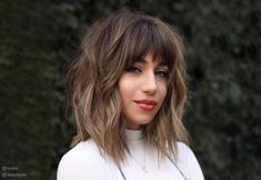 Lob Haircut With Bangs, Shoulder Length Hair With Bangs, Lob Haircut, Fringe Hairstyles, Medium Length Hair Cuts, Hairstyles With Bangs