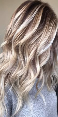 Gray Highlights, Ash Brown Hair Color, Ash Hair Color, Fall Hair Color Trends, Blond Balayage, Dye Ideas, Brown Blonde Hair, Hair Colours, Long Blonde