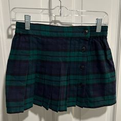 New With Tags Navy And Green Skirt. Size 10. Winter Cotton School Skirt, Winter School Cotton Skirt, Green Cotton Skirt For School, Winter Skort For School, Winter School Pleated Skirt, Winter School Skort, Winter School Bottoms: Lined Skirt, Winter School Lined Skirt, Preppy School Skirt Bottoms