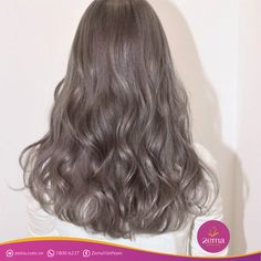 Korean Hair Color, Ash Hair Color, Hairstyles Wavy, Curly Girl Hairstyles, Brown Blonde Hair, Ombre Hair Color, Hair Dye Colors, Hair Inspiration Color