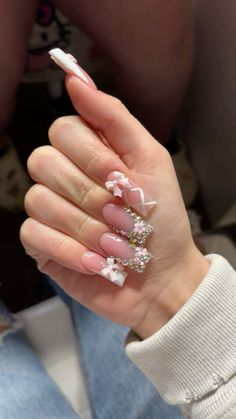 #nails #bownails #cutenails #frenchnails White Bow Nails, Artist Room, Bow Nails, Bow Nail, Zebra Nails, Nail Jewels