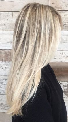 Balayage Blond, Platinum Blonde Hair Color, Blond Balayage, Caramel Highlights, Bright Blonde, Low Lights Hair, Brown Blonde Hair