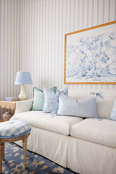 Blue & White, Bow Accents, Living Room inspo, Chinoiserie, stripes | Caitlin Wilson Design Simple Room Wallpaper, Wallpaper In Small Bedroom, Blue White Living Room, Powder Blue Bedroom, Striped Wallpaper Living Room, Guest Room Wallpaper, Blue Stripe Wallpaper, Caitlin Wilson Design, Blue And White Living Room