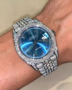 Mens Watches Expensive, Stylish Watches Men, Gold Diamond Watches, Mens Watches Popular, Diamond Watches For Men, Expensive Jewelry Luxury, Amazing Watches, Expensive Watches, Expensive Jewelry