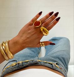 Chunky Girls, New York Aesthetic Outfits, Gold Oval Ring, Tooth Gem, Gold Girl, Ring Stack, Clean Nails, Oval Rings, Red Stone