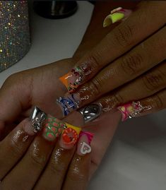 #naildesign Girly Acrylic Nails, Sparkly Nails, Funky Nails, Nail File, Short Nails, Nail Inspo, Gel Nails, Acrylic Nails, Nails