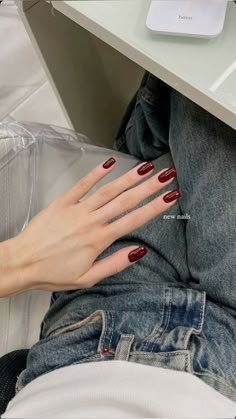 https://t.me/heeeeeeyyiiiin Manicure Ideas 2024, Red Manicure Ideas, Red Nails Aesthetic, New Year Nails, Perfect Hands, Kutek Disney, Hello Nails, Nagel Tips, Nails Aesthetic