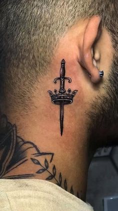 Men’s Crown Tattoo, New Tattoos Men Design, Small Tattoos For Men On Neck, Love Design Tattoo, Wrist Tattoos For Men With Meaning, Tattoos Neck Mens, Small Behind Ear Tattoo Men, Tattoo Crown Men, Tattoo On The Neck For Man