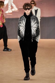 Balmain Fall 2020 Menswear Collection - Vogue Street Couture, Streetwear Fall, Slim Suit, Runway Trends, Winter Trends